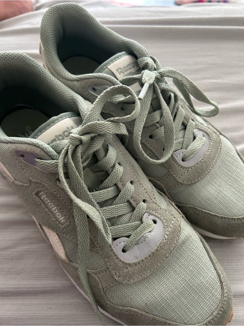 EUC REEBOK Women’s Lace-Up Athletic Sneakers, ORTHOLITE DESIGN, Durable Tread